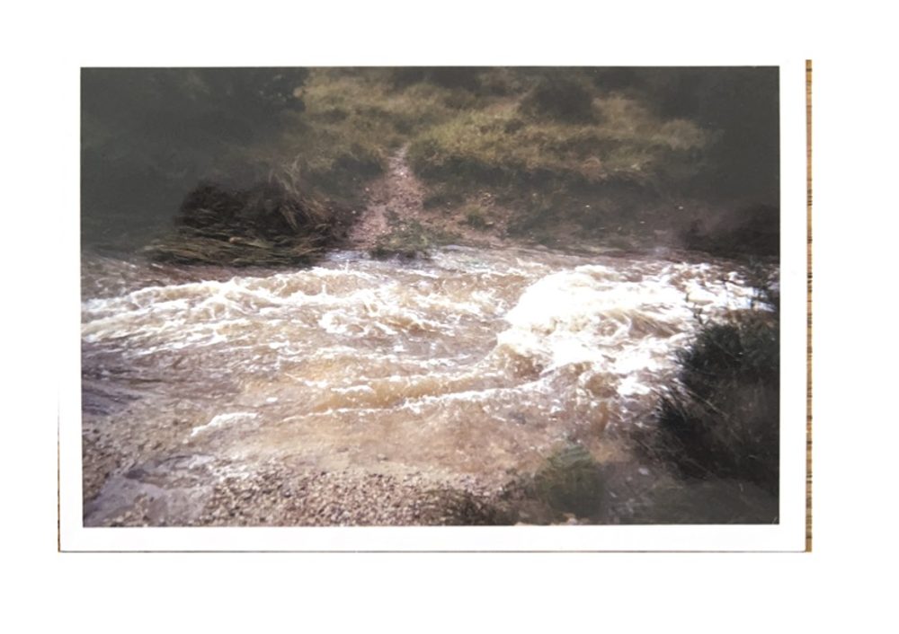 Le valat du Bartadet en eau dévalant le chemin du Montrodier, septembre 2002
